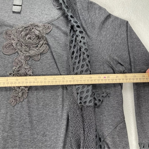 Ali Miles One-Piece Floral Drape Front Abstract Blouse Shirt Top Gray Plus 1X - Picture 7 of 11